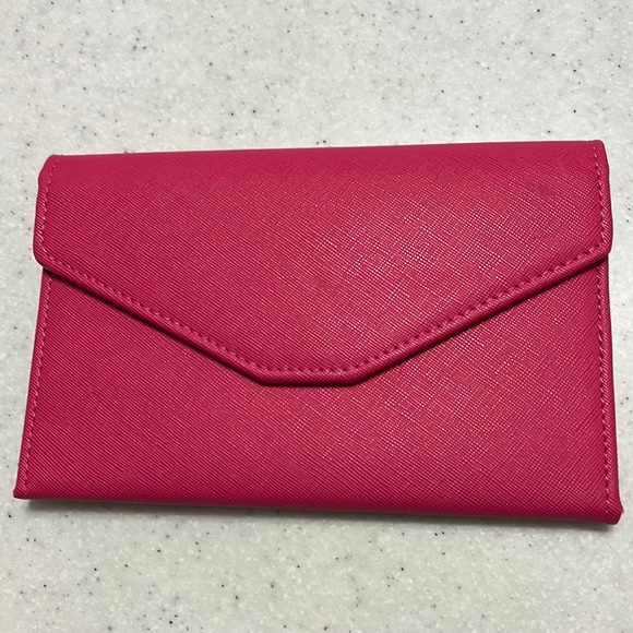 NWOT Zopper Travel Wallet - Picture 1 of 6